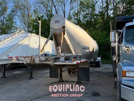 1998 VANTAGE PNEUMATIC BULK 42FT TRAILER