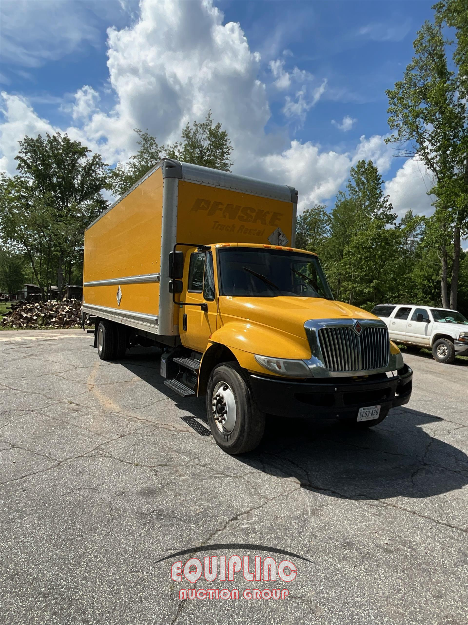 2019 International 4300 4X2 26FT CDL REQUIRED BOX
