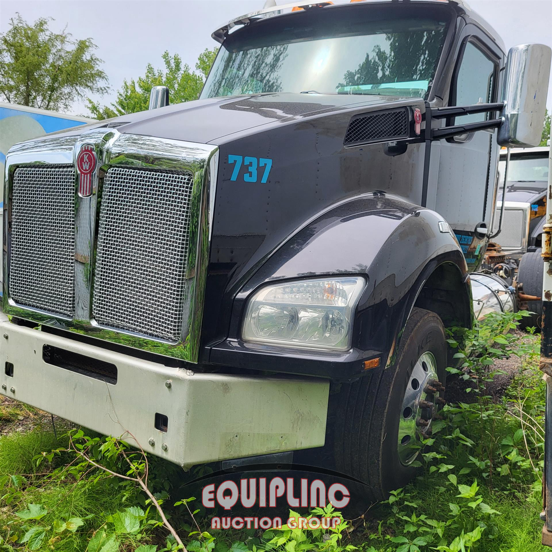 2020 Kenworth T880 6X4 T/A DAY CAB TRUCK