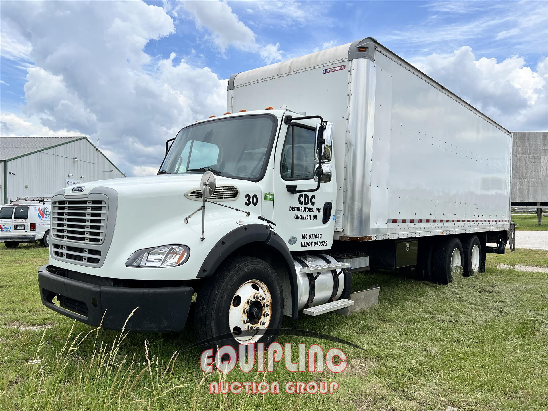 2014 Freightliner M2 6X4 T/A 26FT CDL REQUIRED B
