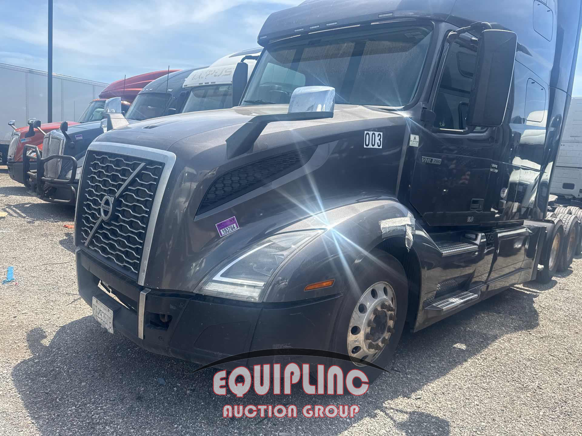 2020 VOLVO TRUCK VNL