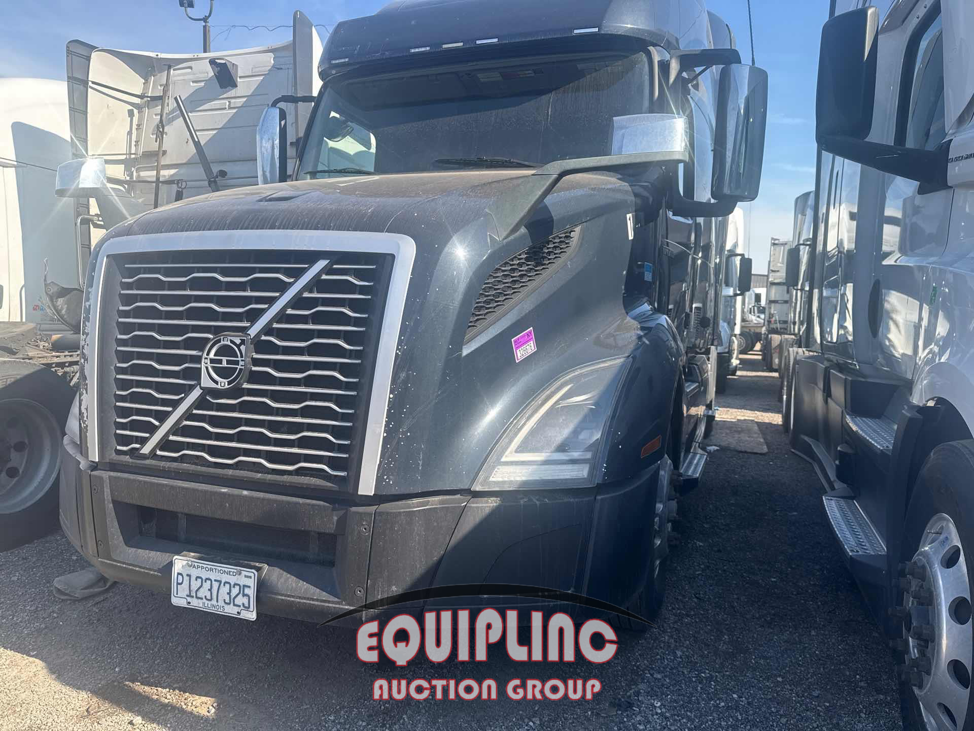 2020 VOLVO TRUCK VNL