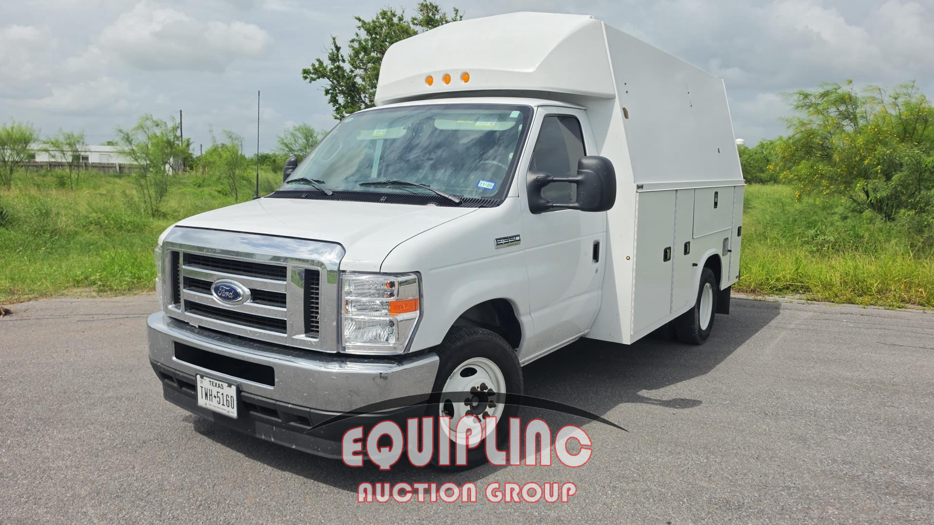 2024 Ford E350 S/A CUT AWAY VAN