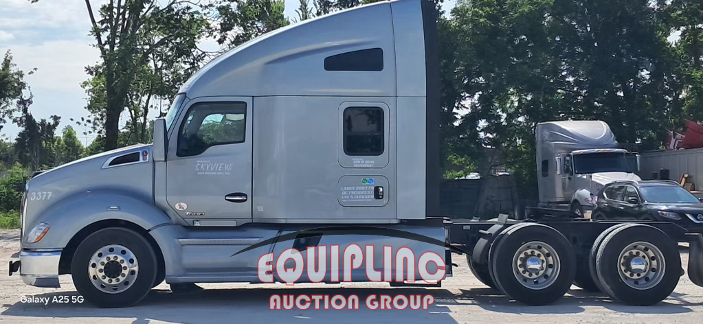 2022 Kenworth T680 6X4 T/A SLEEPER TRUCK TRA