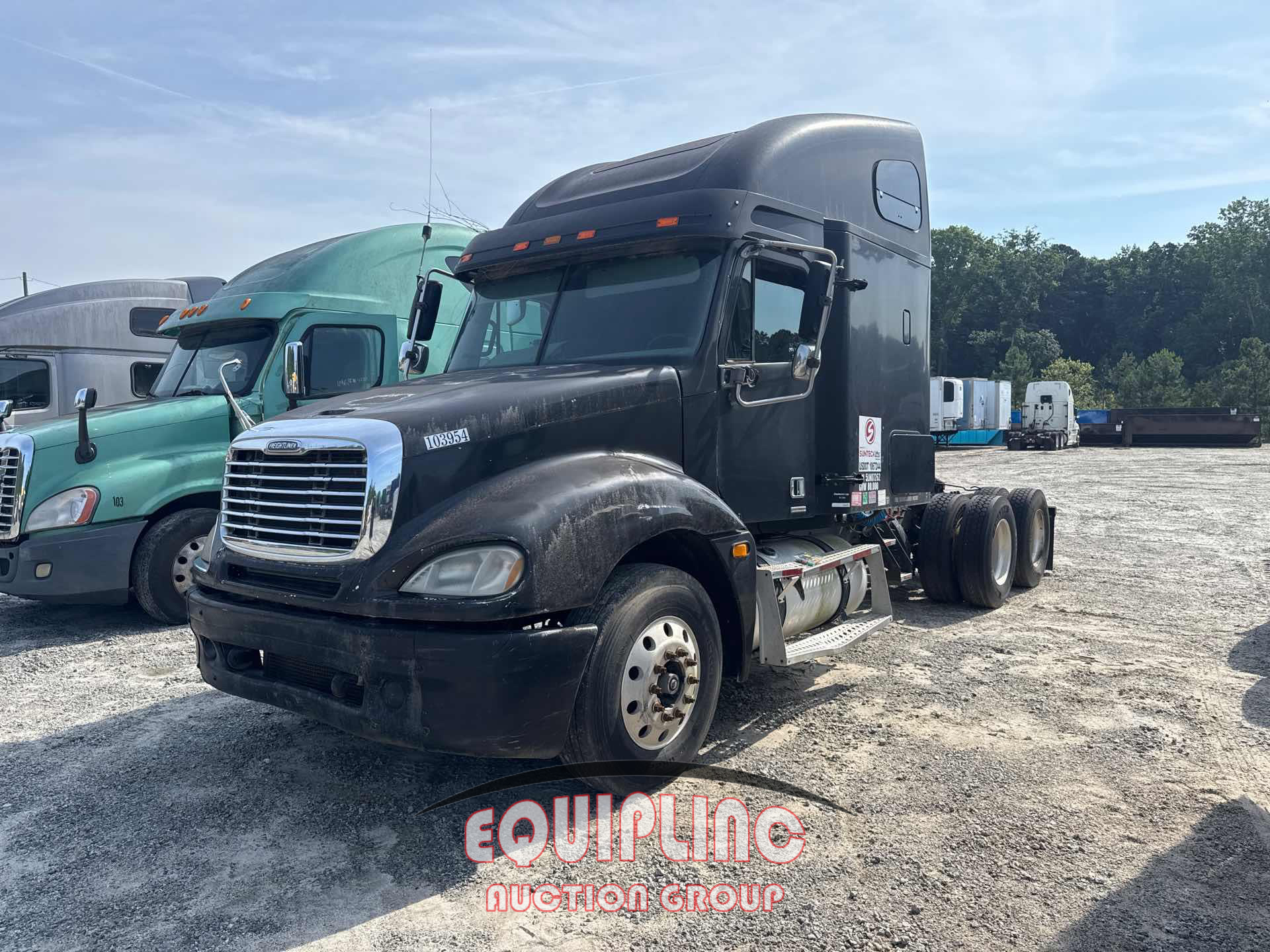 2005 Freightliner Columbia