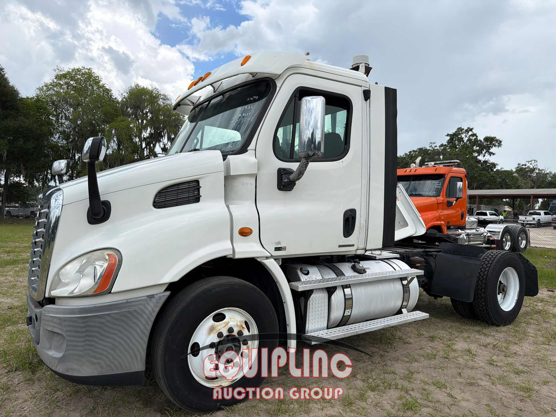 2012 Freightliner CASCADIA