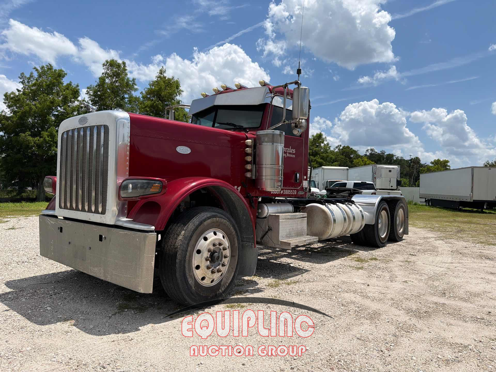 2016 Peterbilt 389 6X4 T/A DAY CAB TRUCK