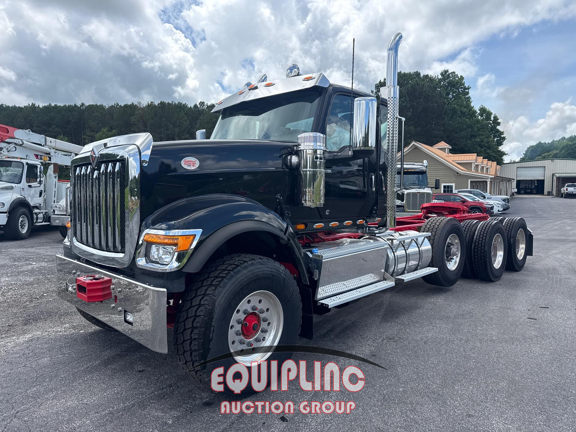 2025 International HX520
