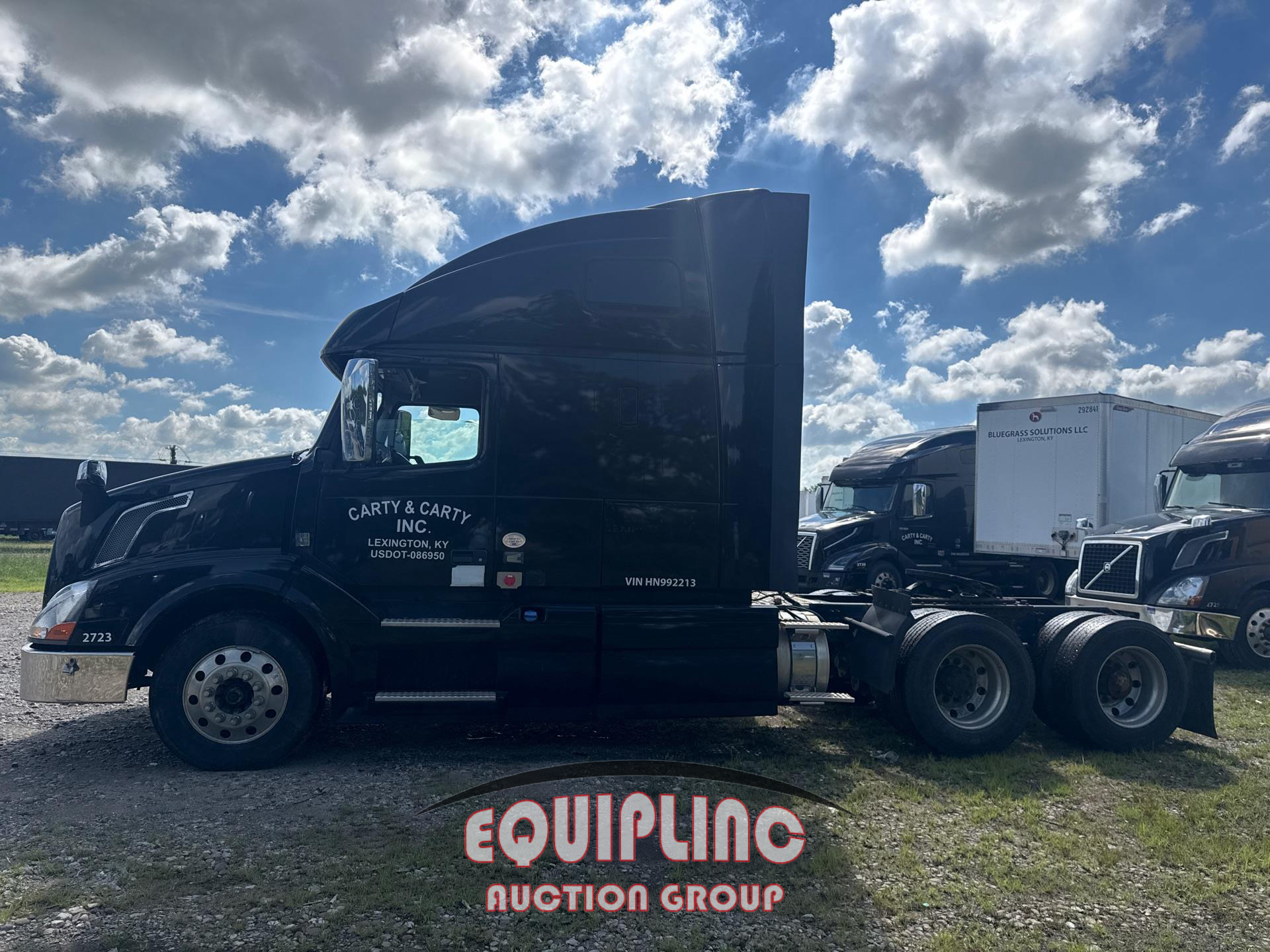2017 VOLVO TRUCK VNL