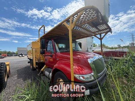 2013 International 4300 4X2 S/A BUCKET TRUCK
