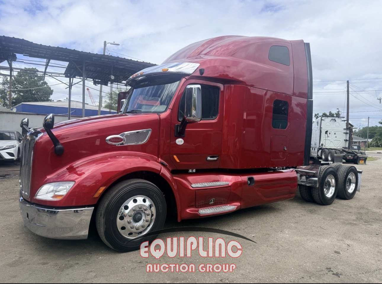 2022 Peterbilt 579 6X4 T/A SLEEPER TRUCK TRAC