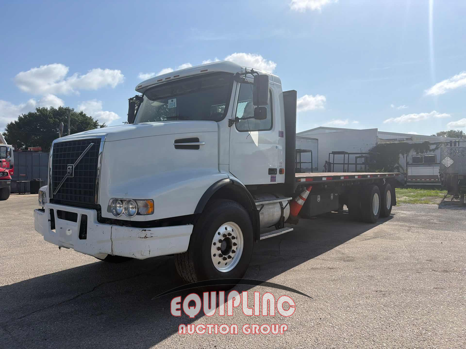 2006 VOLVO TRUCK VHD