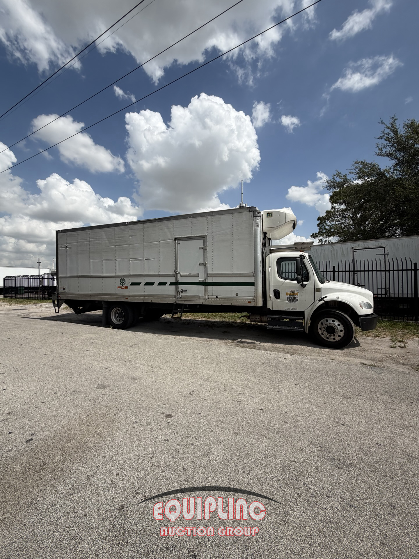 2019 Freightliner M2 4X2 S/A 26FT NON CDL REFRIG