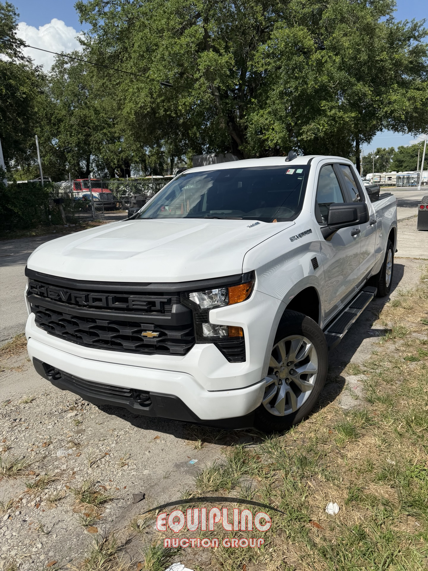 2024 Chevrolet SILVERADO 1500 4DR PICKUP TRUC