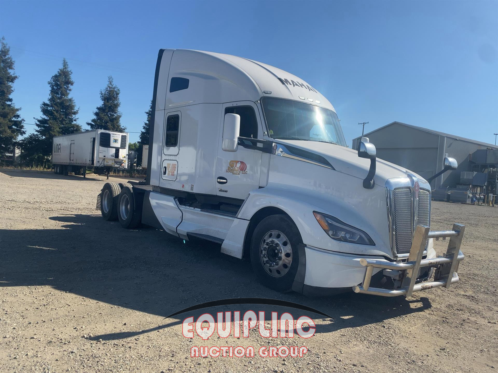 2022 Kenworth T680 6X4 T/A SLEEPER TRUCK TRA