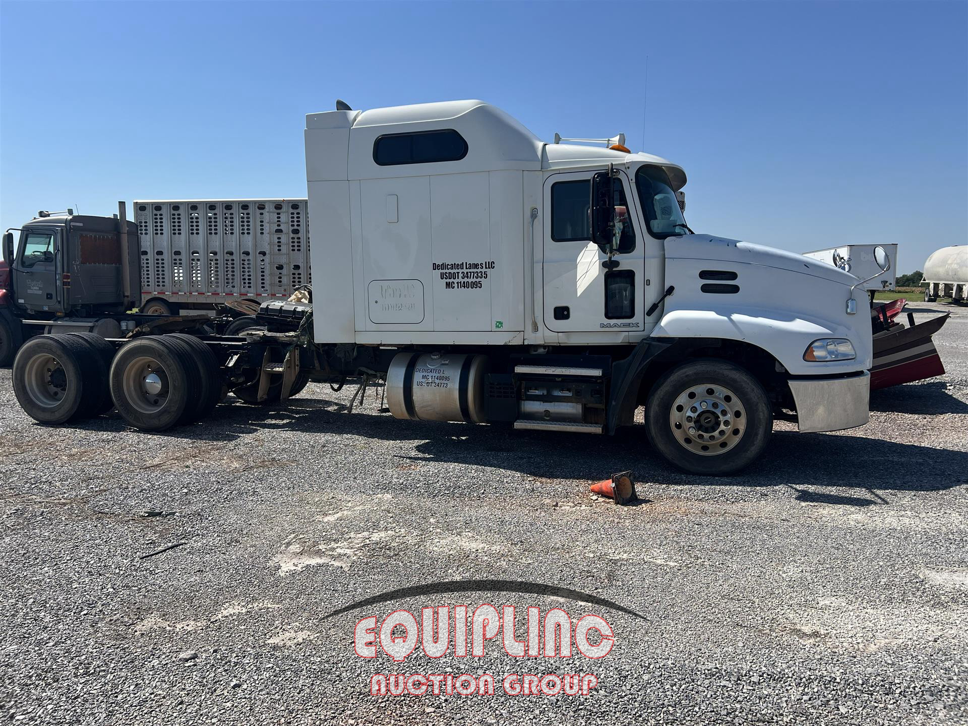 2018 Mack CXU613 6X4 T/A SLEEPER TRUCK T