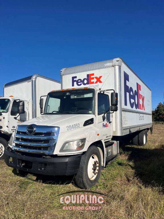 2014 Hino 268A 26' Box Truck