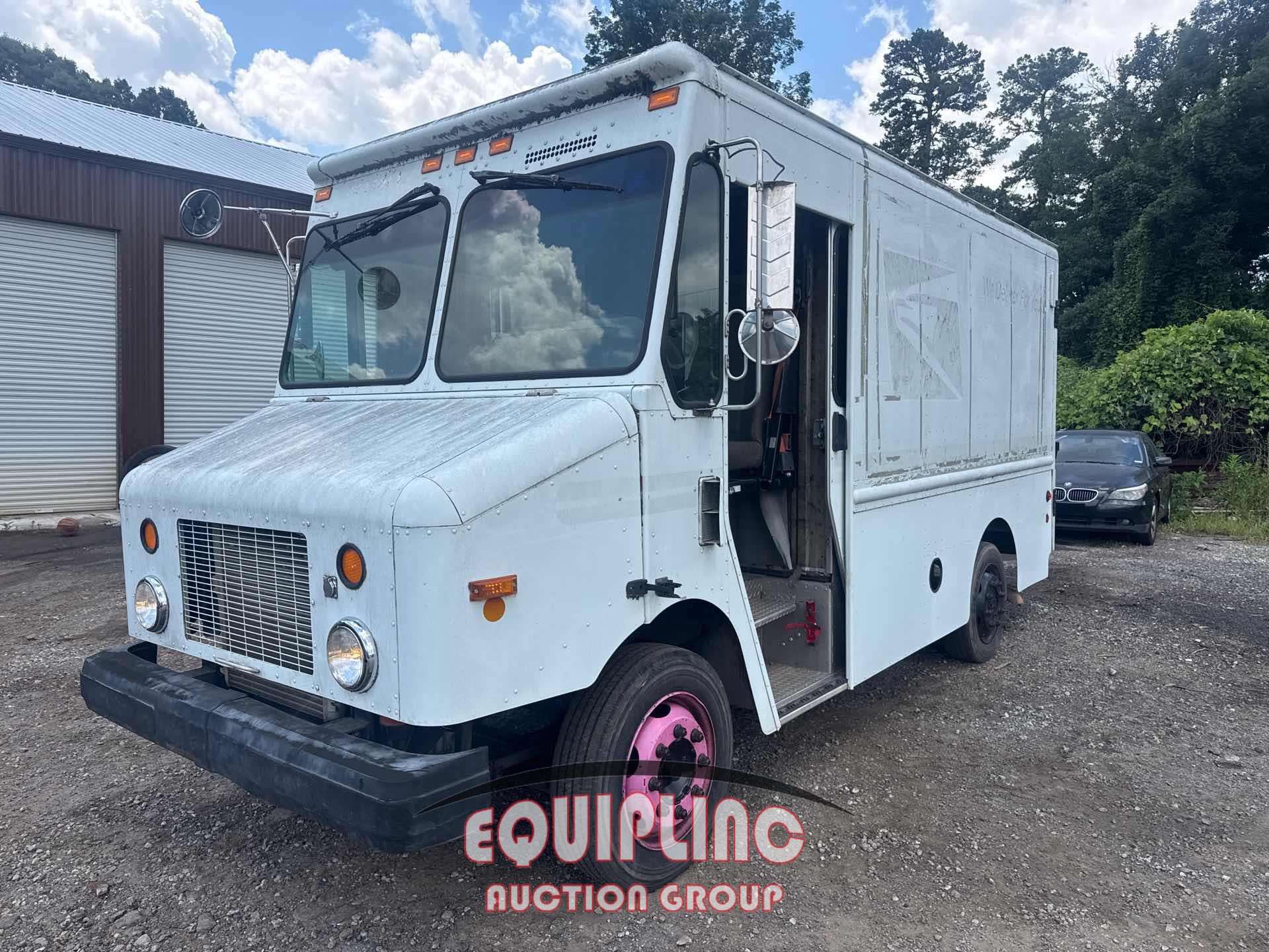 2004 Freightliner MT45 Chassis