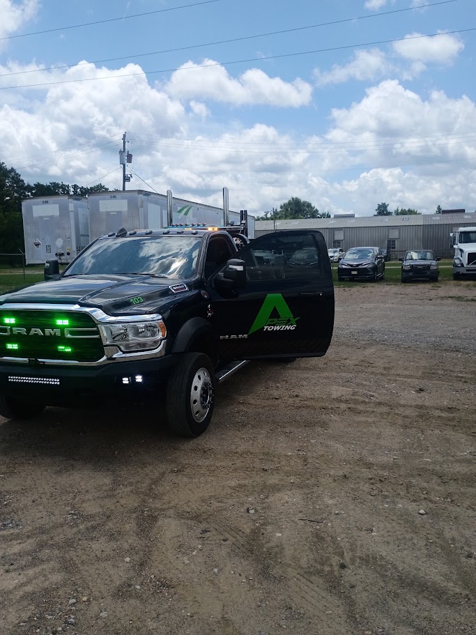 2024 Ram 5500 4X2 S/A SNATCH TRUCK