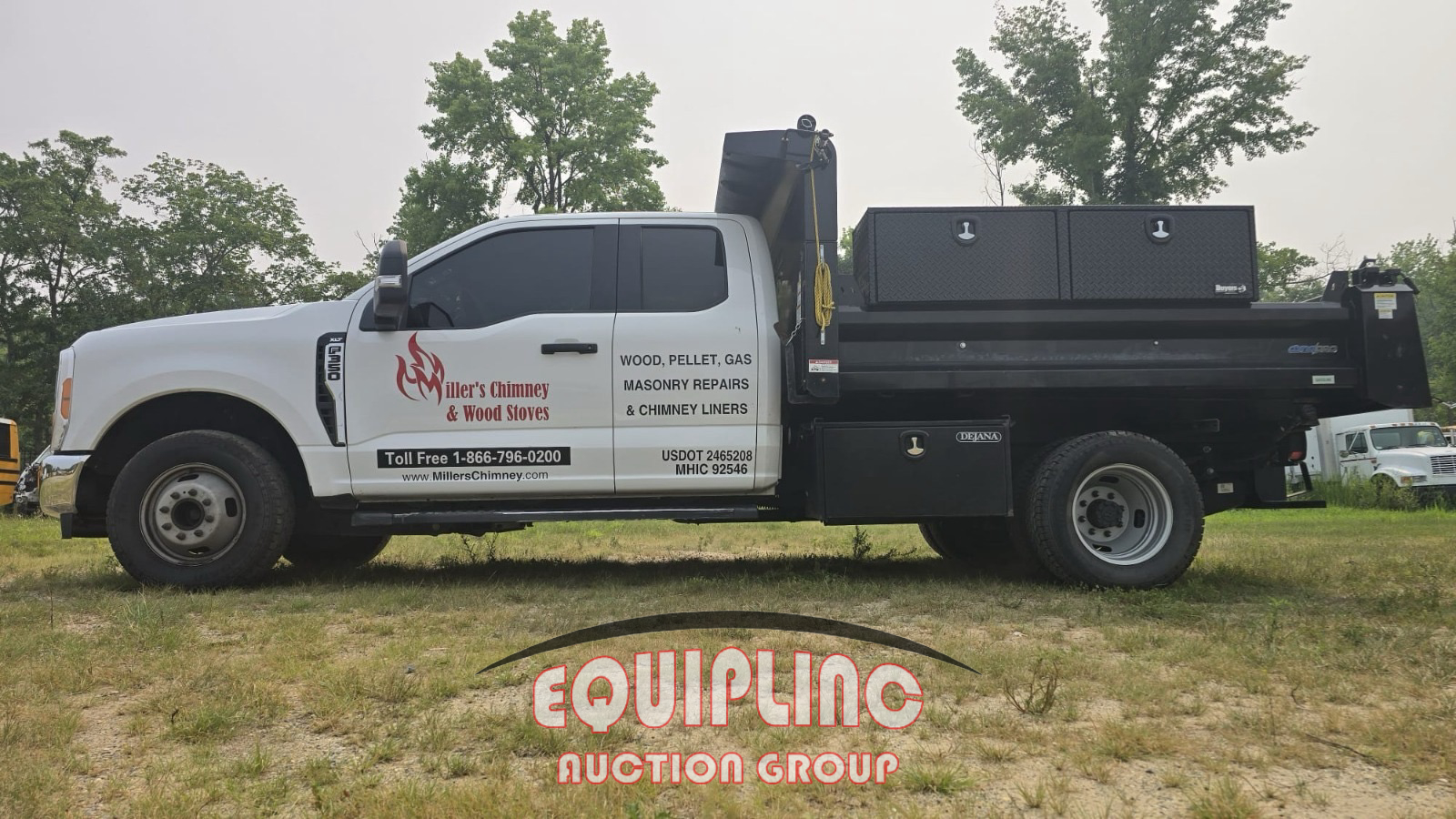 2023 Ford F350 4X2 S/A DUMP TRUCK