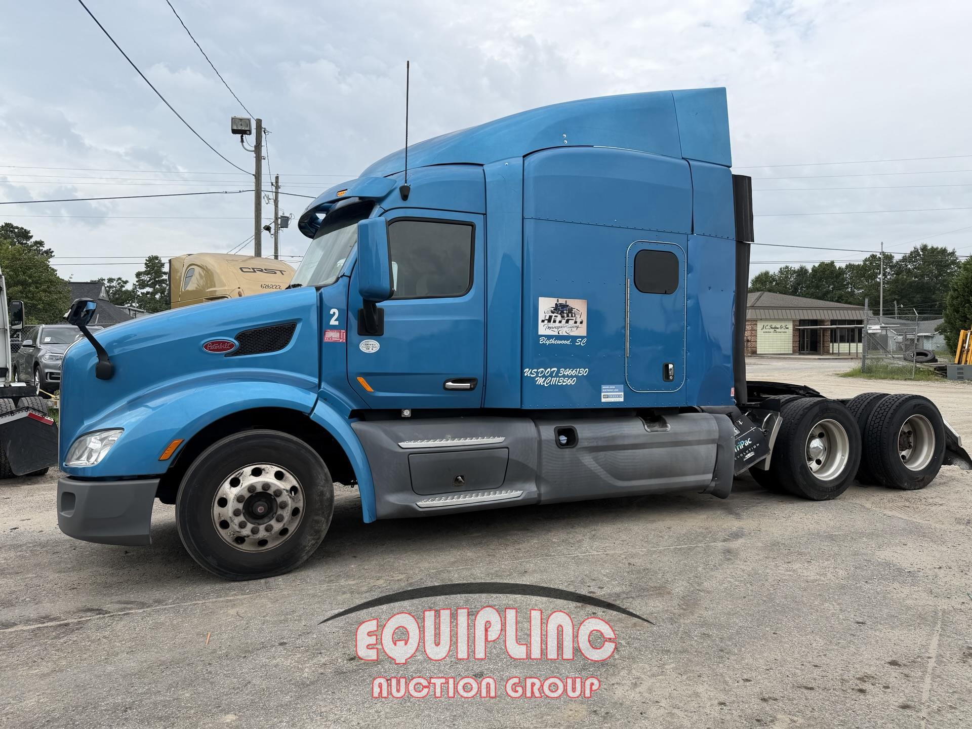 2017 Peterbilt 579 6X4 T/A SLEEPER TRUCK TRAC