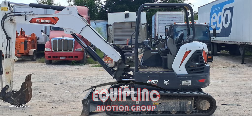 2022 Bobcat E60 COMPACT MINI EXCAVATOR