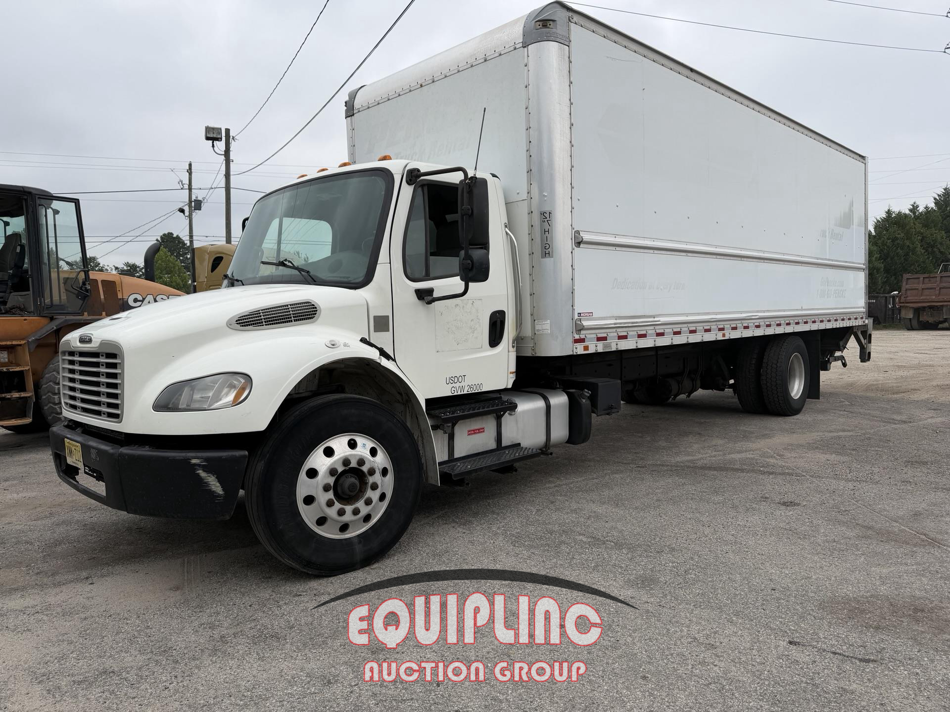 2016 Freightliner M2 4X2 S/A 26FT NON CDL BOX TR