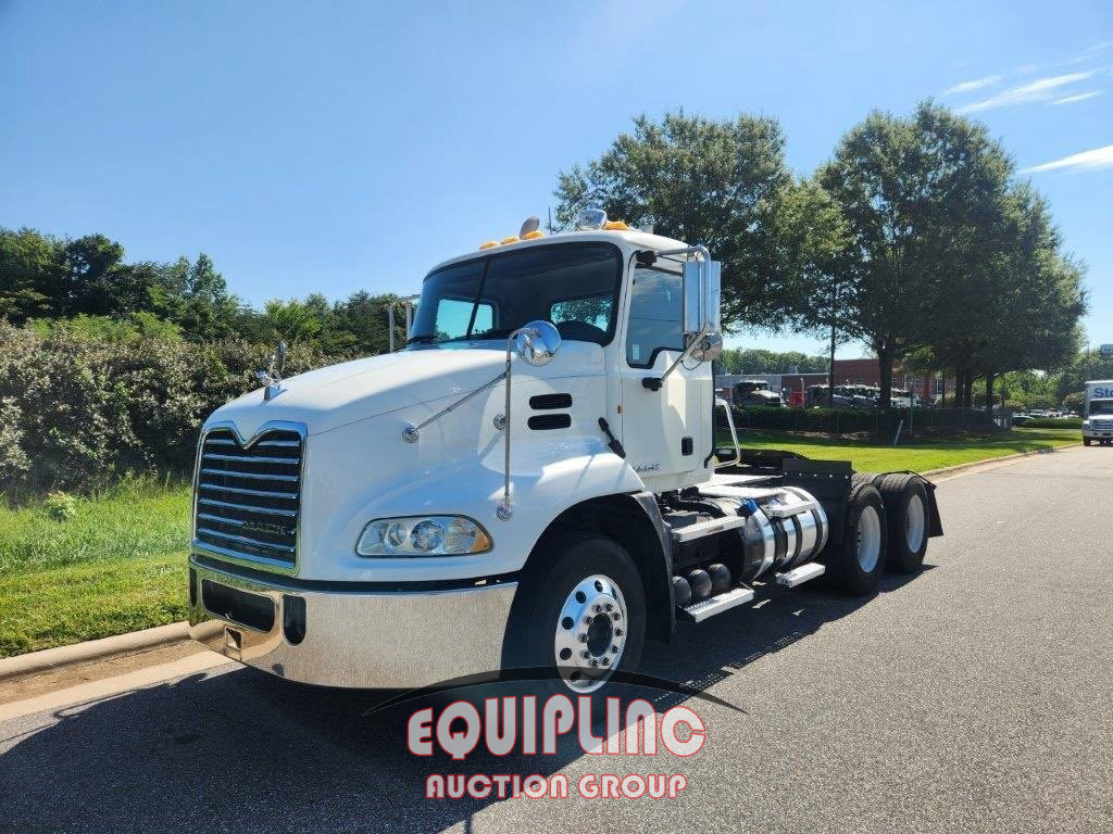 2012 Mack CXU613