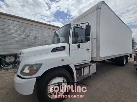 2017 Hino 268 4X2 S/A 26FT NON CDL BOX T