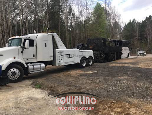 2003 Kenworth T800 6X4 T/A 35TON WRECKER