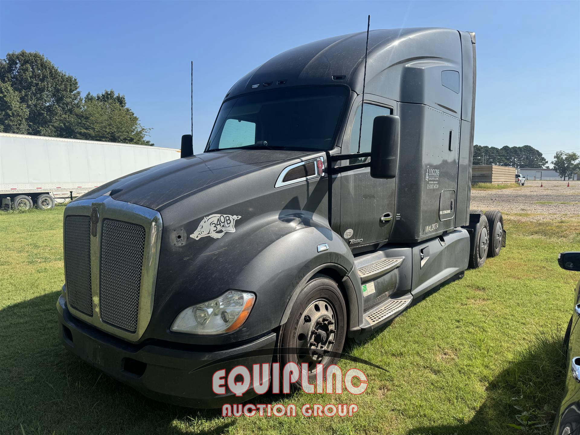 2020 Kenworth T680 6X4 T/A SLEEPER TRUCK TRA