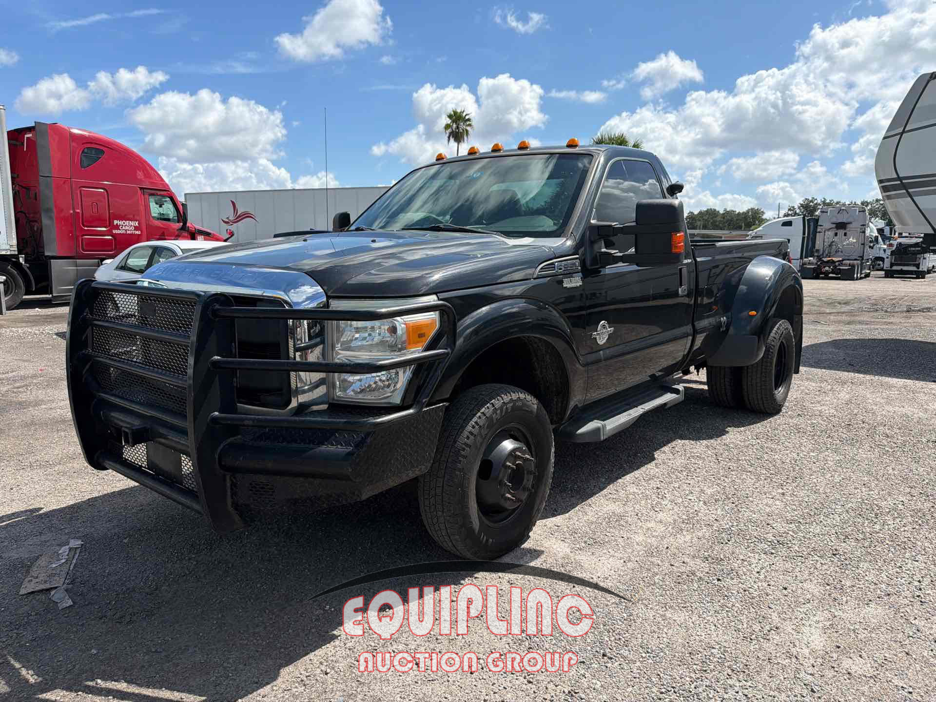 2015 Ford F350 4X4 SNATCH TRUCK