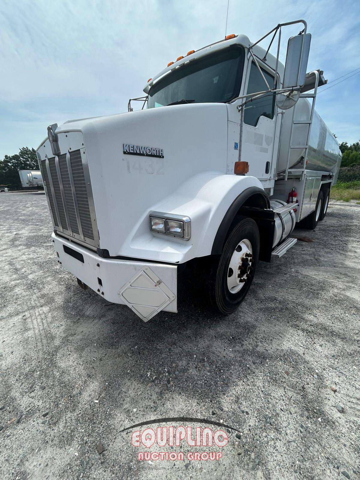 2009 Kenworth T8 Series