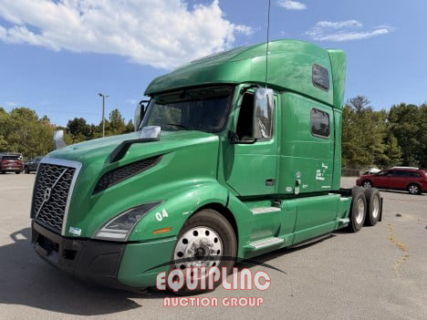 2021 Volvo VNL860 6X4 T/A SLEEPER TRUCK T