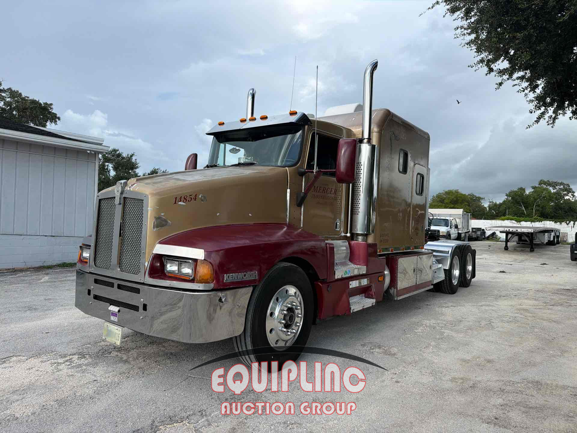 1996 Kenworth T660
