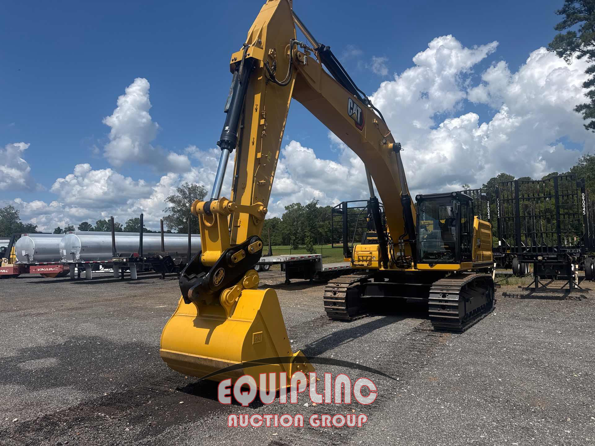 2023 Caterpillar 336