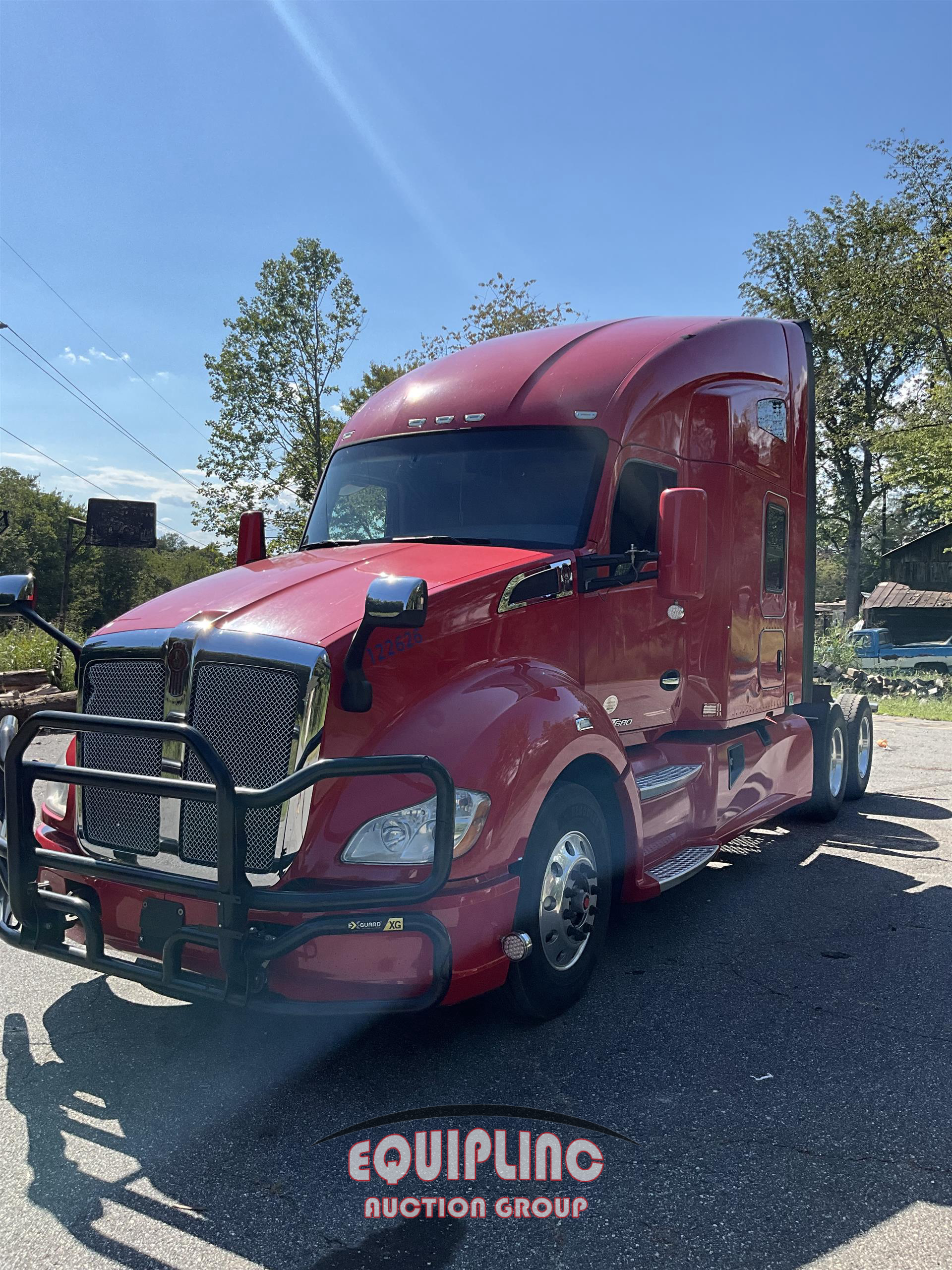 2019 Kenworth T680 6X4 T/A SLEEPER TRUCK TRA