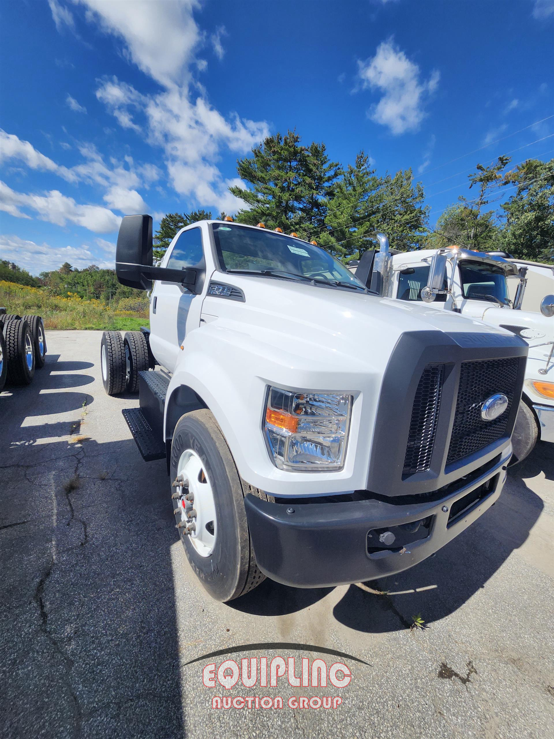 2025 Ford F750 4X2 S/A CAB AND CHASSIS T