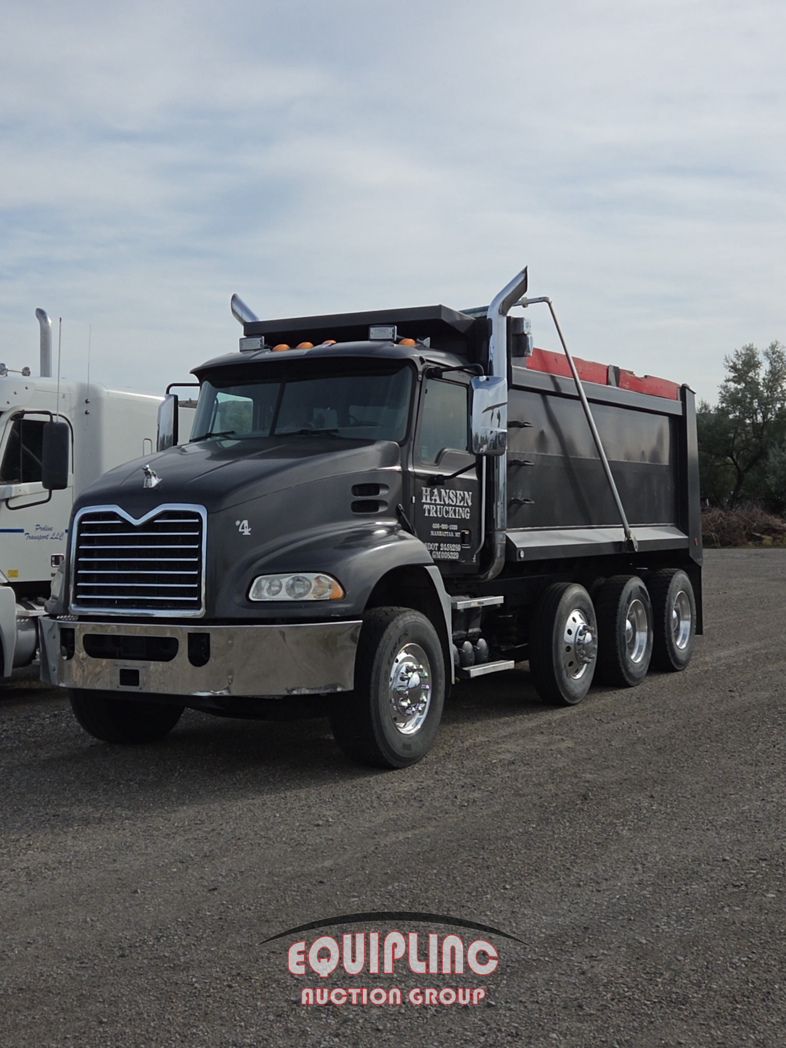 2016 Mack CXU612 TRI/A DUMP TRUCK