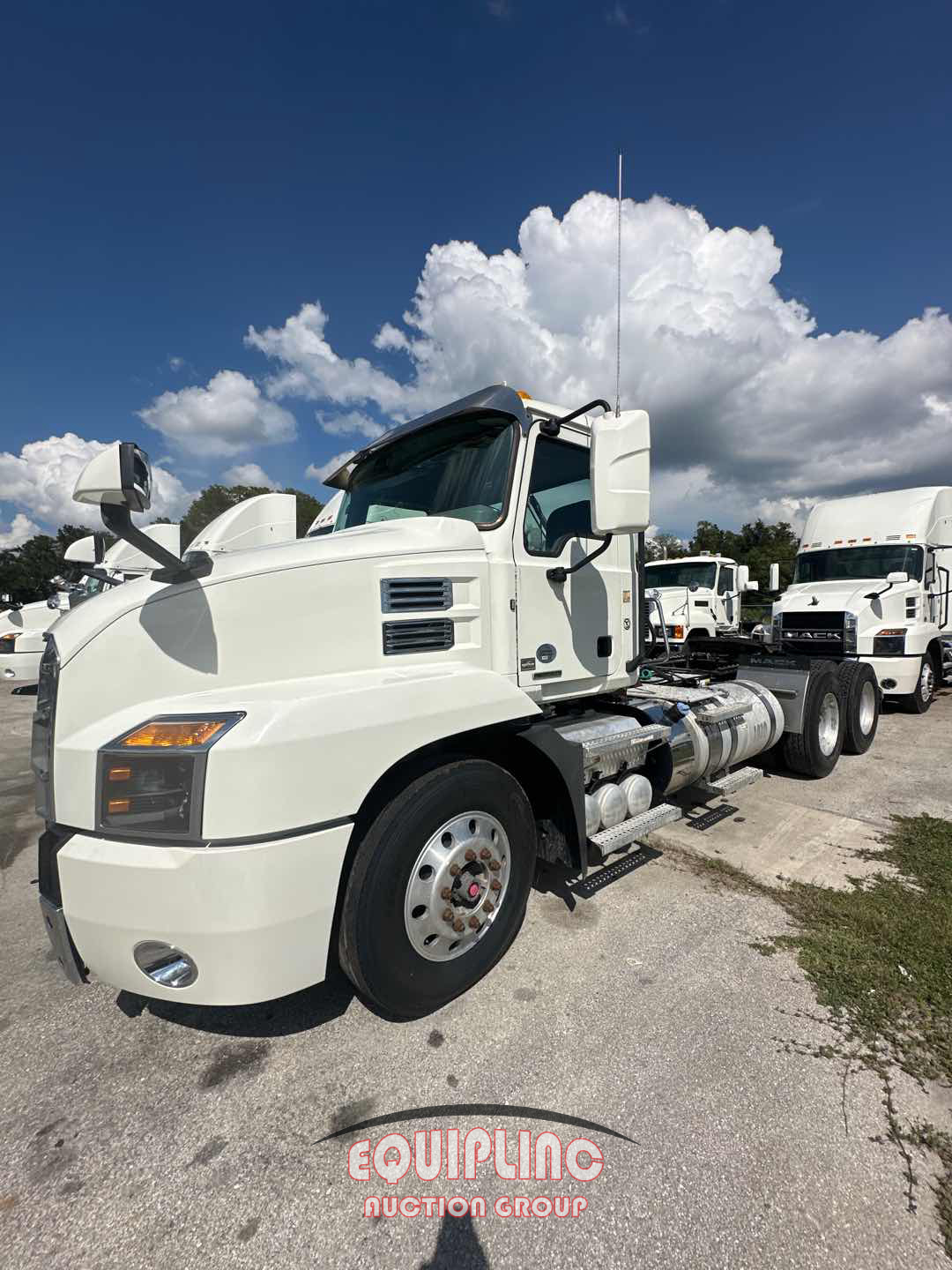 2020 Mack Anthem 64T