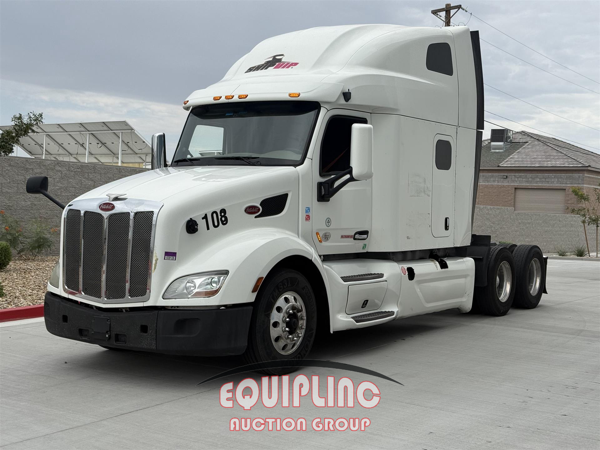 2019 Peterbilt 579 6X4 T/A SLEEPER TRUCK TRAC
