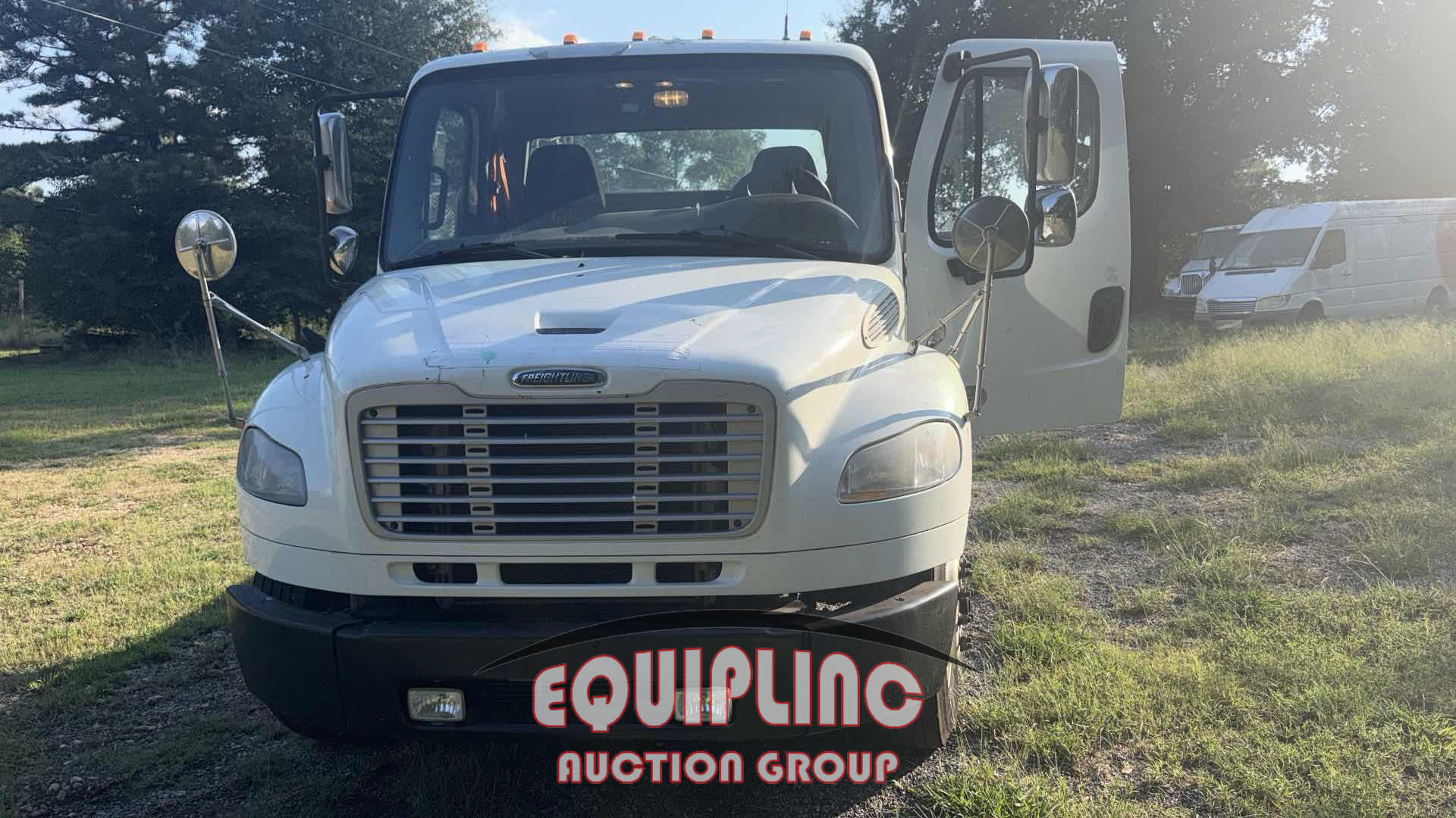 2019 Freightliner M2 106 S/A CAB & CHASSIS