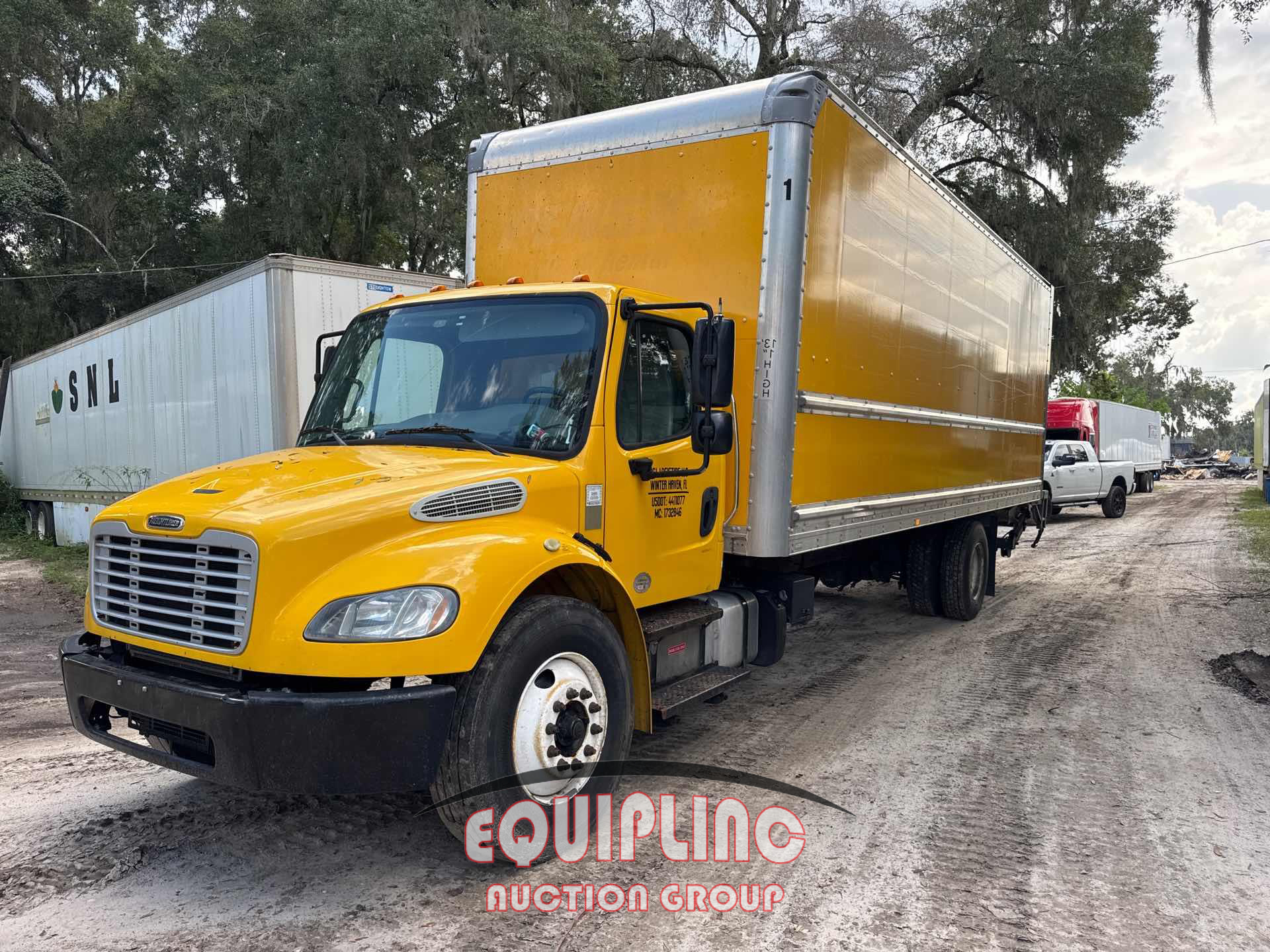 2019 Freightliner M2 4X2 S/A 26FT NON CDL BOX TR