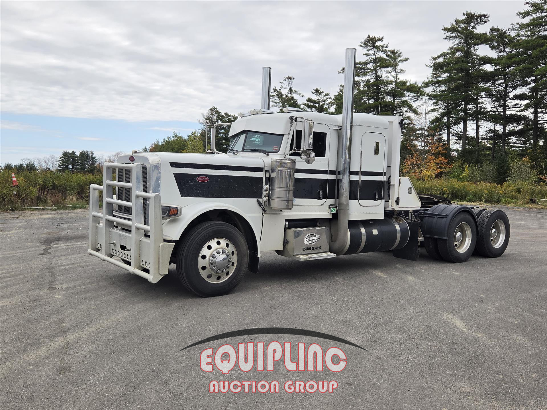 2024 Peterbilt 389 6x4 T/A SLEEPER TRUCK TRAC