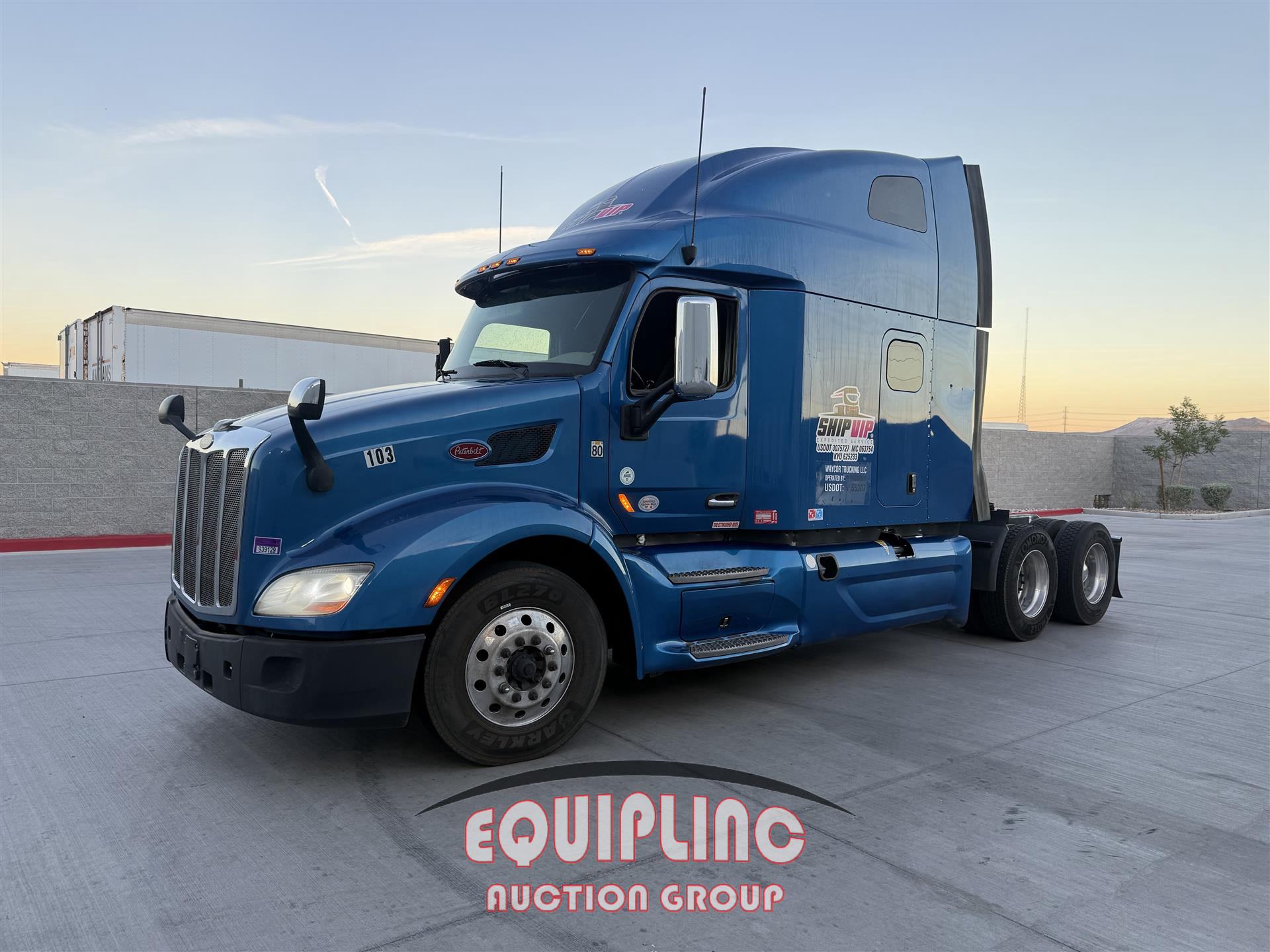 2019 Peterbilt 579 T/A 6X4 SLEEPER TRUCK TRAC