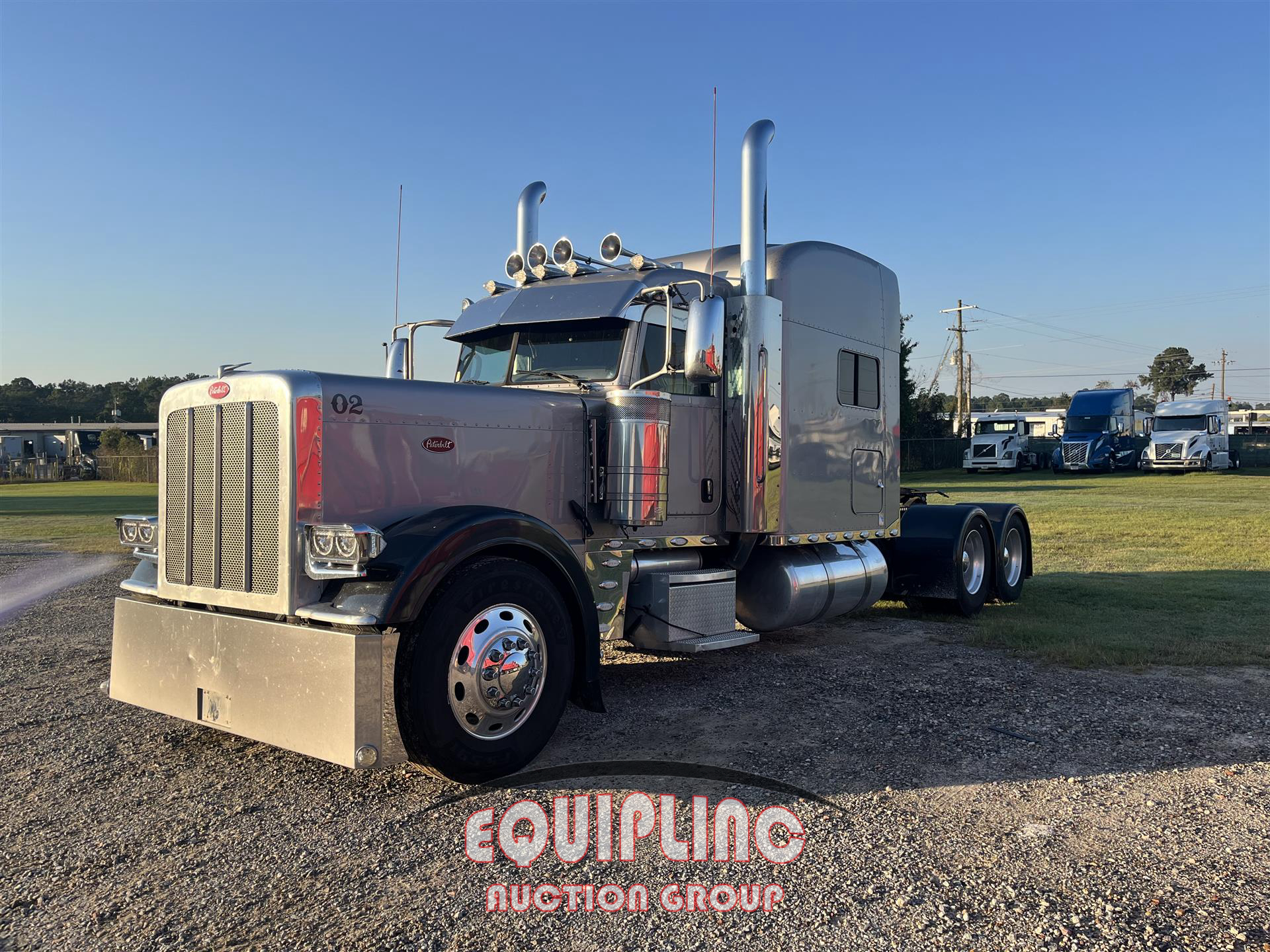 2020 Peterbilt 389 6x4 T/A SLEEPER TRUCK TRAC