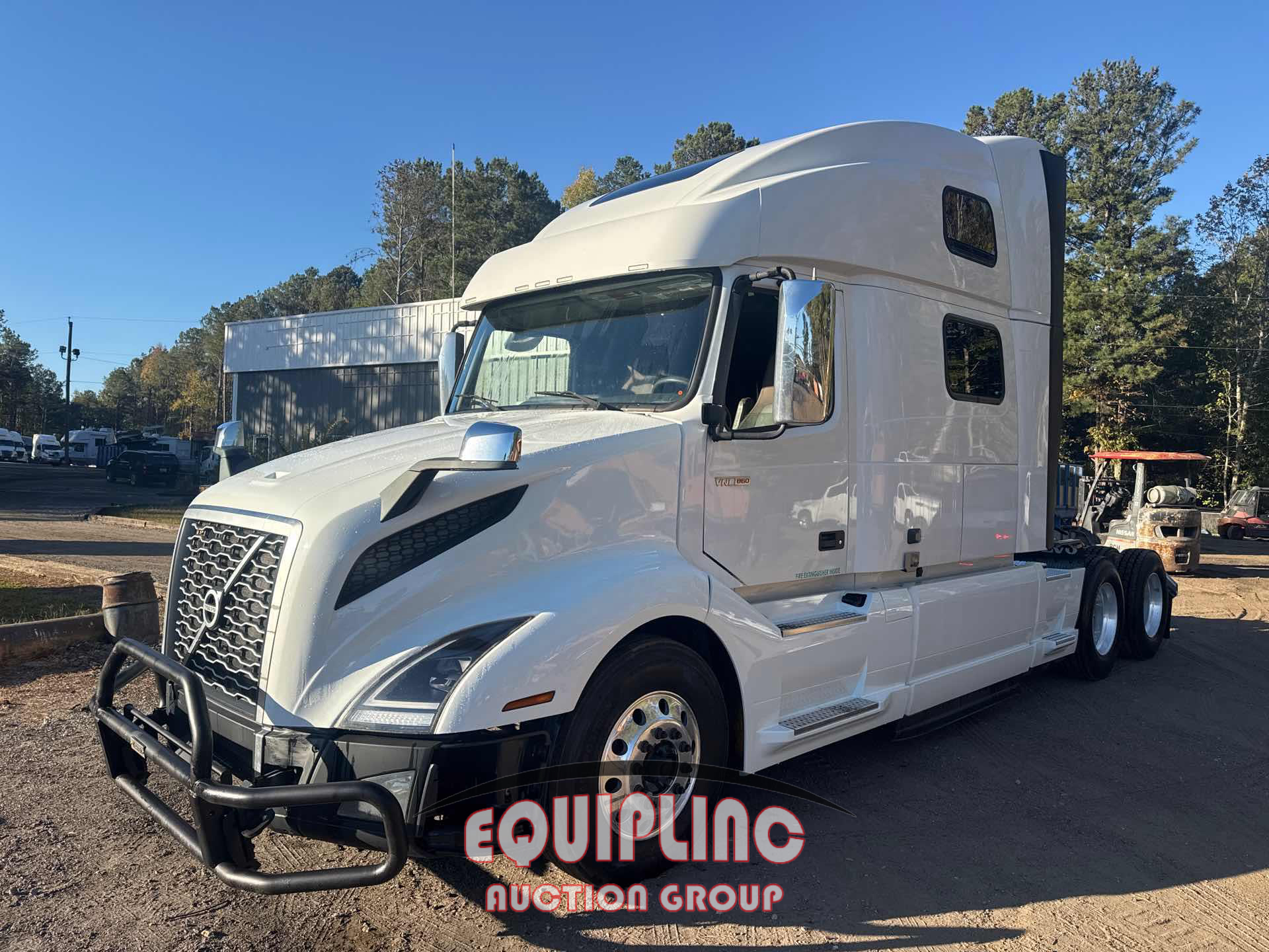 2023 Volvo VNL64T780 T/A SLEEPER TRUCK TR