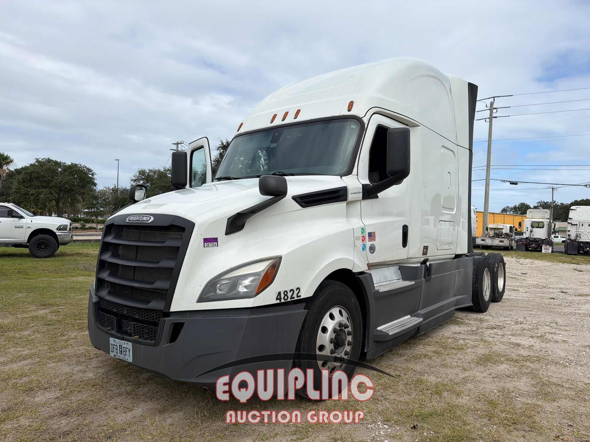 2020 Freightliner CASCADIA