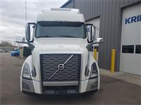 2020 Volvo VNL64T860