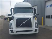 2016 Volvo VNL64T670